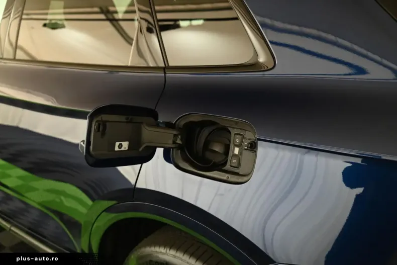 Audi Q5 din 2023 cu 7.200 km - oferta AUD182284 - foto 34