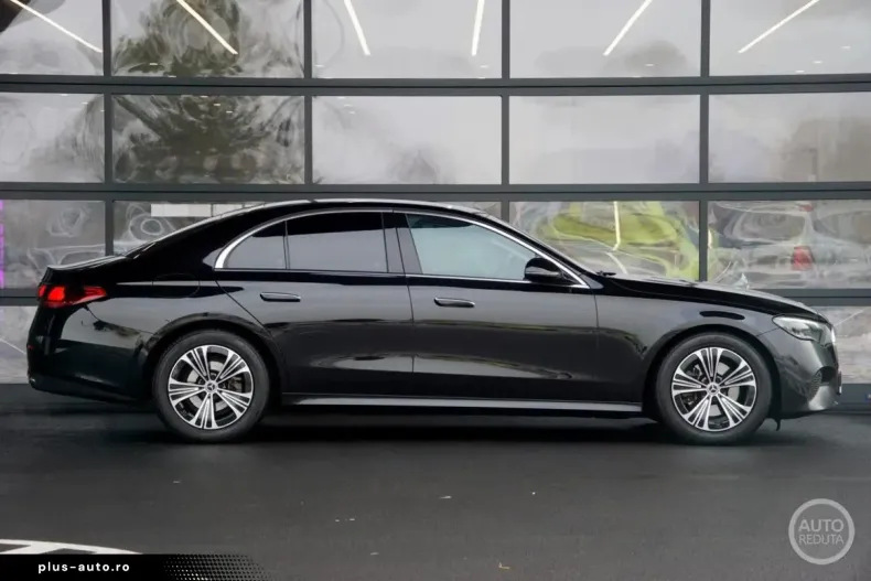 Mercedes-Benz E 220 (Clasa E) din 2024 cu 49.000 km - oferta MER182290 - foto 4