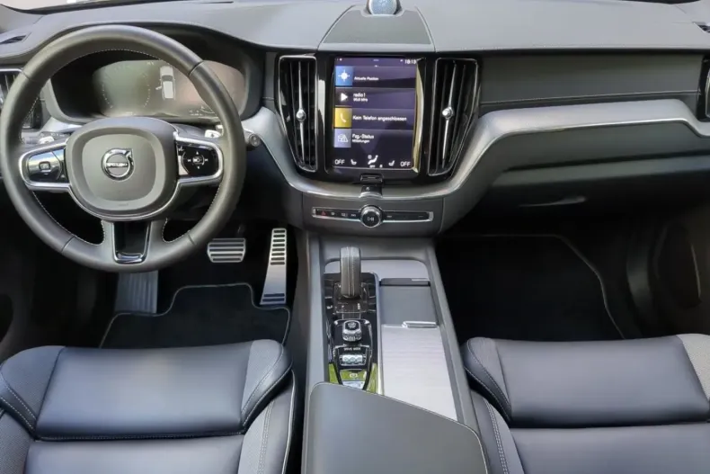 Volvo XC60 din 2021 cu 18.700 km - oferta VOL182291 - foto 11