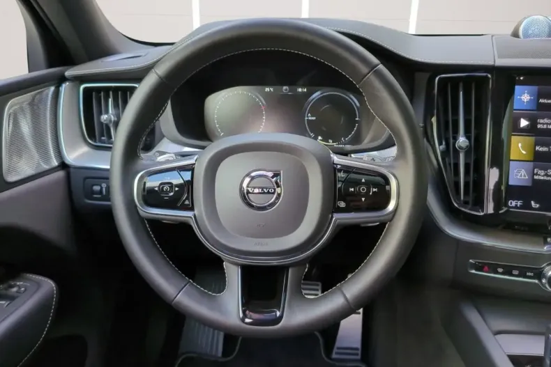 Volvo XC60 din 2021 cu 18.700 km - oferta VOL182291 - foto 12