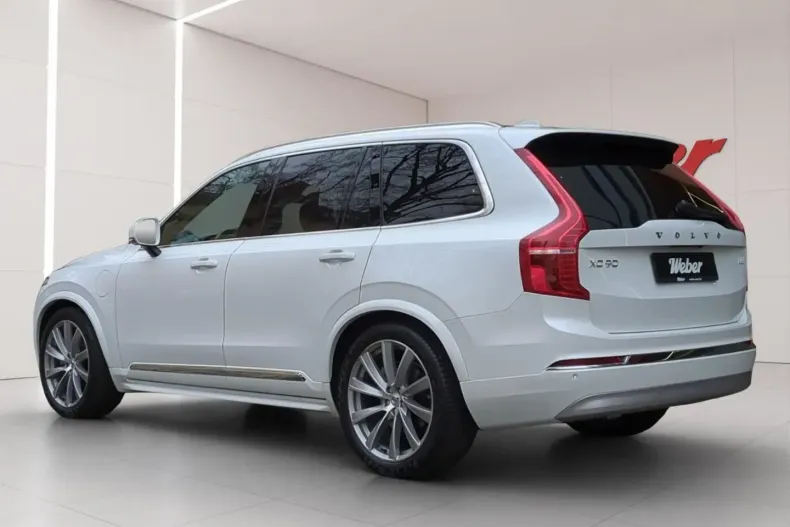 Volvo XC90 din 2021 cu 24.700 km - oferta VOL182292 - foto 3