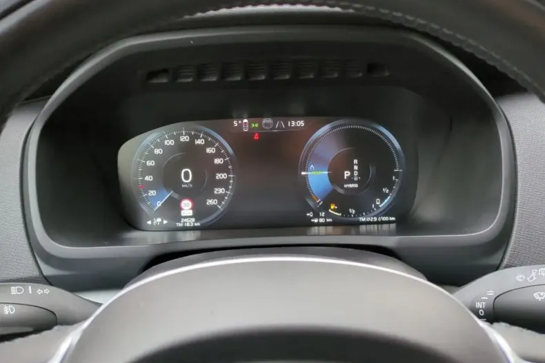 Volvo XC90 din 2021 cu 24.700 km - oferta VOL182292 - foto 17