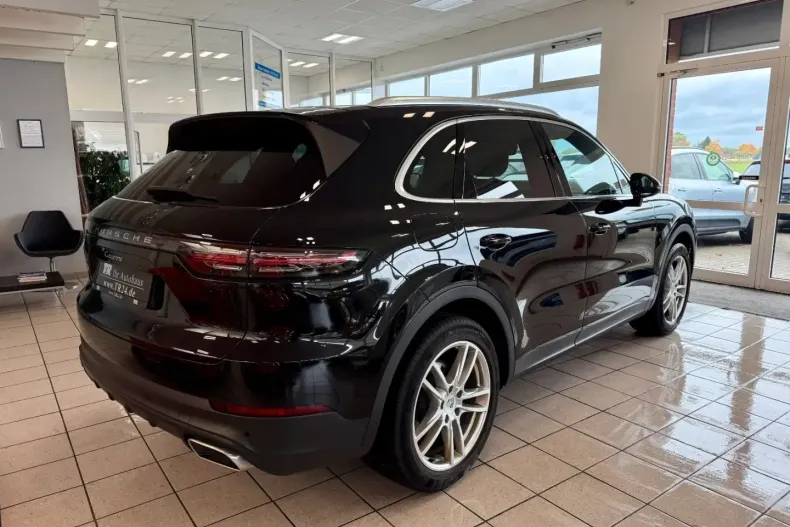 Porsche Cayenne din 2022 cu 46.715 km - oferta POR182296 - foto 5