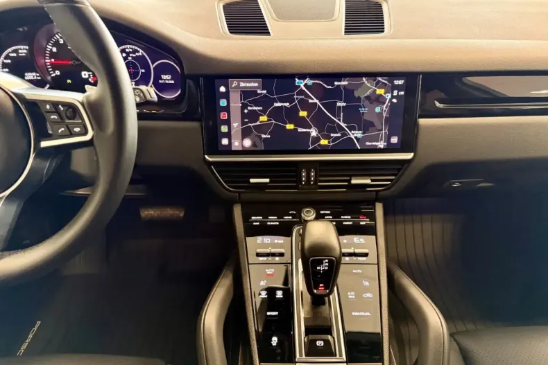 Porsche Cayenne din 2022 cu 46.715 km - oferta POR182296 - foto 16