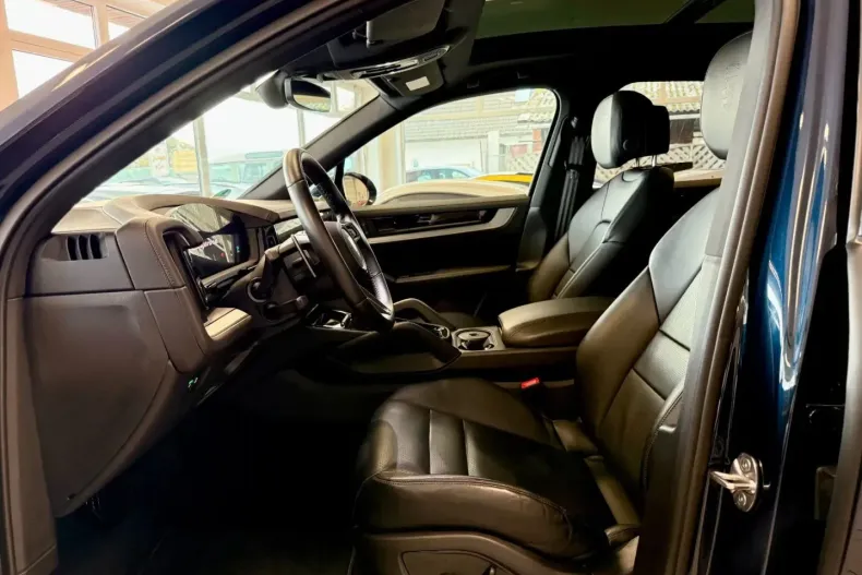 Porsche Cayenne din 2023 cu 9.971 km - oferta POR182298 - foto 8