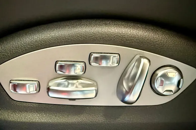 Porsche Macan din 2021 cu 52.435 km - oferta POR182299 - foto 19