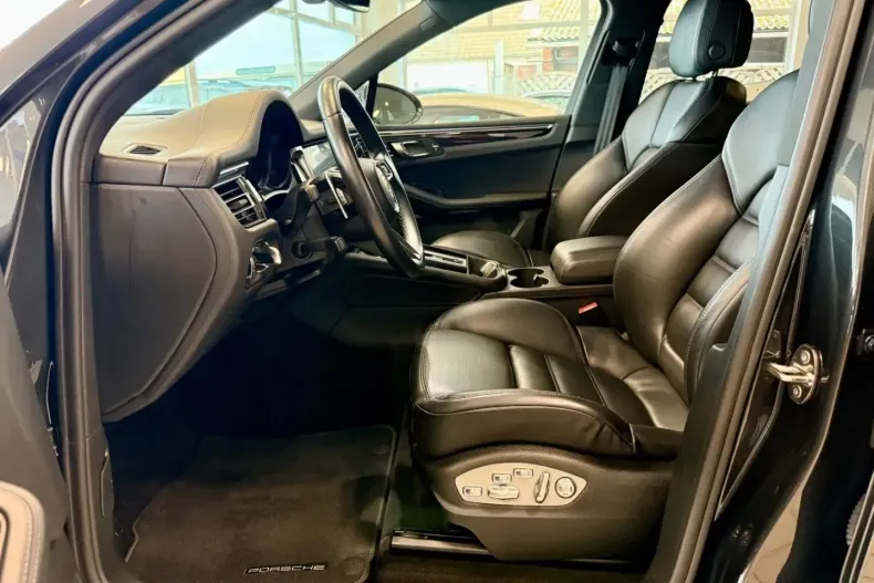 Porsche Macan din 2023 cu 62.359 km - oferta POR182300 - foto 8