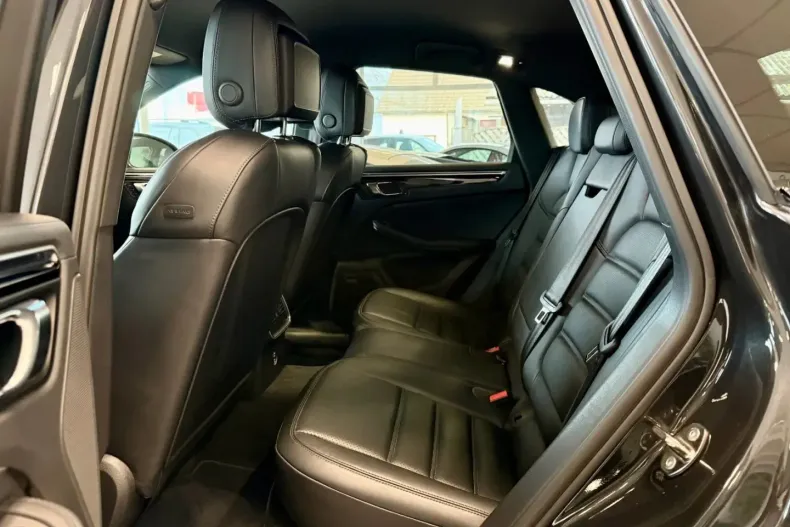 Porsche Macan din 2023 cu 62.359 km - oferta POR182300 - foto 9