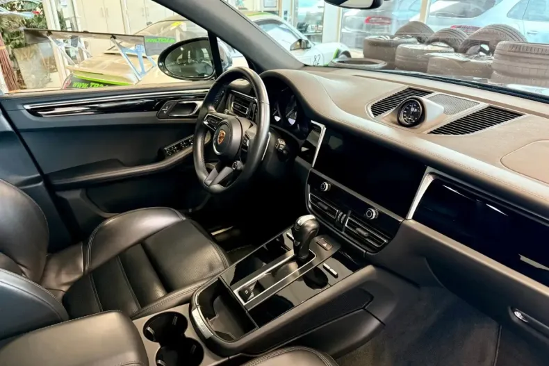 Porsche Macan din 2023 cu 62.359 km - oferta POR182300 - foto 13