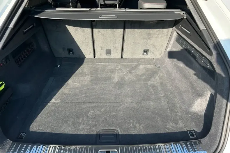 Audi RSQ8 din 2025 cu 13.500 km - oferta AUD182301 - foto 10