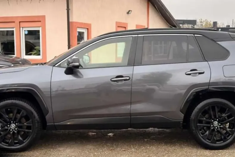Toyota RAV4 din 2021 cu 136.000 km - oferta TOY182302 - foto 4