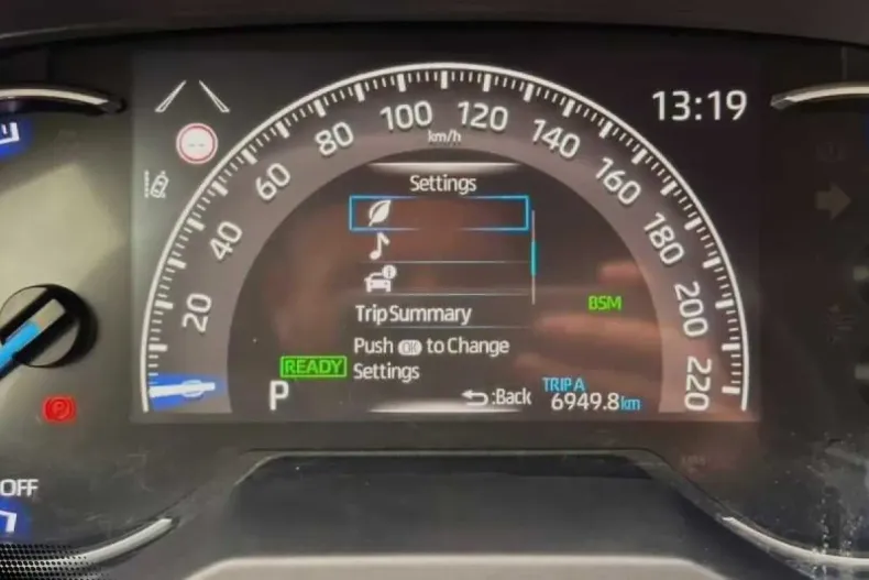 Toyota RAV4 din 2021 cu 136.000 km - oferta TOY182302 - foto 31