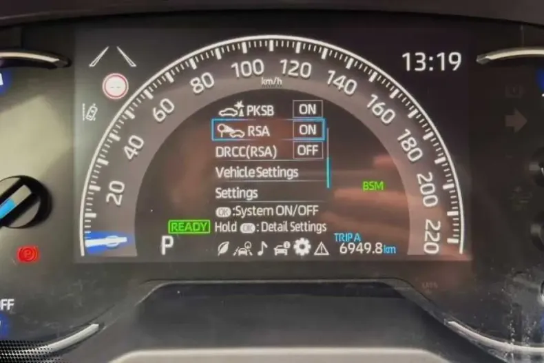 Toyota RAV4 din 2021 cu 136.000 km - oferta TOY182302 - foto 33