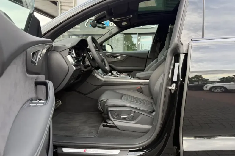 Audi RSQ8 din 2025 cu 2.800 km - oferta AUD182303 - foto 11