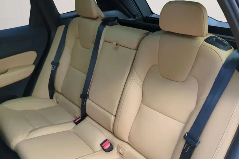 Volvo XC60 din 2022 cu 27.000 km - oferta VOL182304 - foto 10