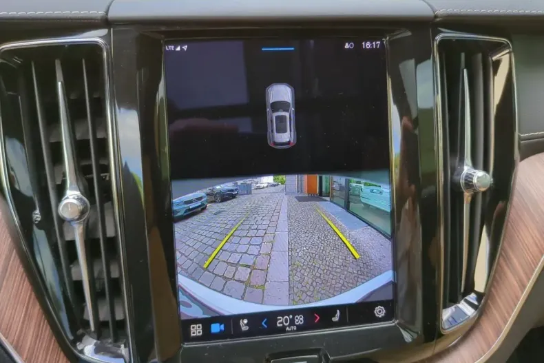 Volvo XC60 din 2022 cu 27.000 km - oferta VOL182304 - foto 22