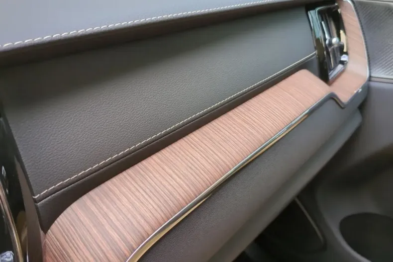 Volvo XC60 din 2022 cu 27.000 km - oferta VOL182304 - foto 23