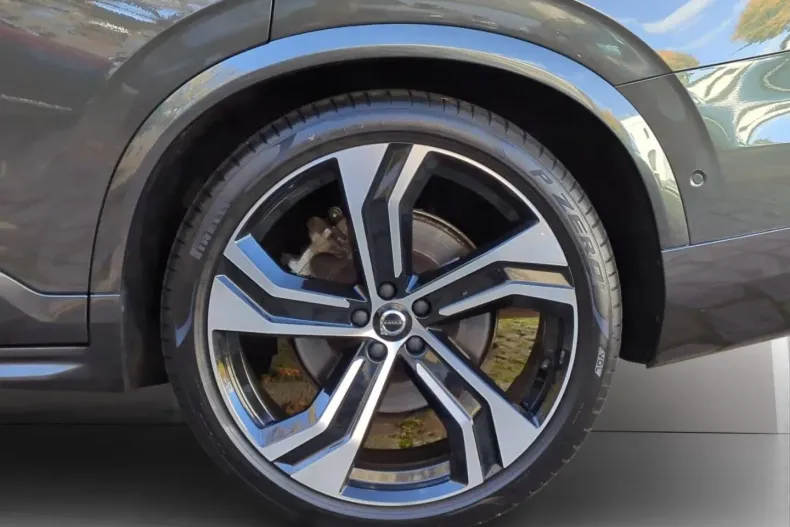 Volvo XC90 din 2021 cu 75.600 km - oferta VOL182308 - foto 8