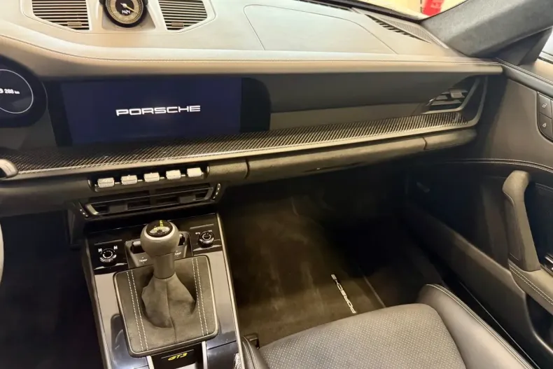 Porsche 992 din 2022 cu 6.491 km - oferta POR182309 - foto 17