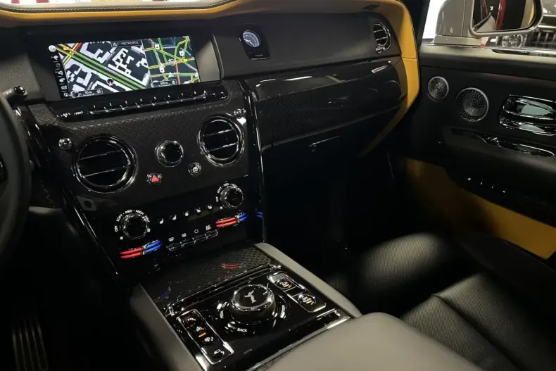 Rolls-Royce Cullinan din 2024 cu 42.500 km - oferta ROL182310 - foto 13