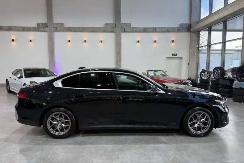 BMW 520 (Seria 5) din 2024 cu 31.900 km - oferta BMW182313 - foto 5