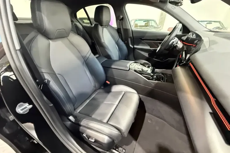 BMW 520 (Seria 5) din 2024 cu 31.900 km - oferta BMW182313 - foto 16