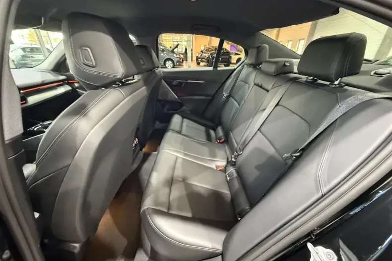 BMW 520 (Seria 5) din 2024 cu 31.900 km - oferta BMW182313 - foto 20