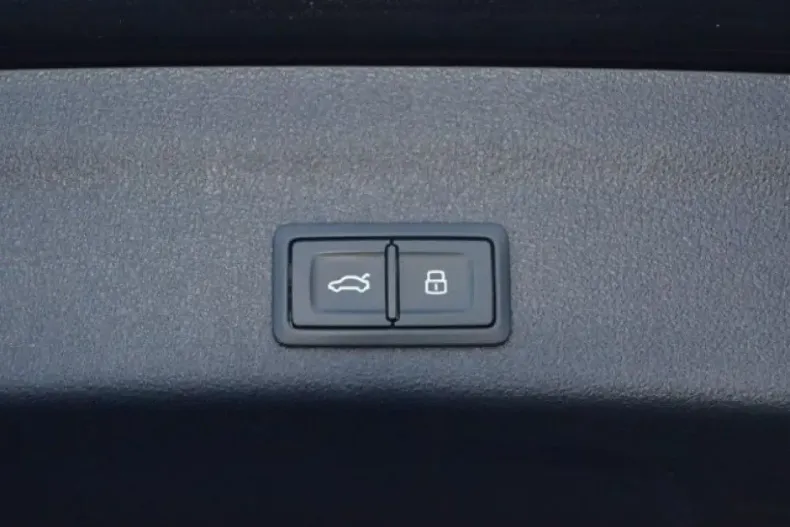 Audi A6 din 2022 cu 79.298 km - oferta AUD182316 - foto 14