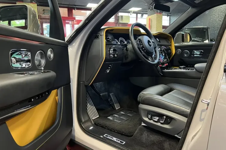 Rolls-Royce Cullinan din 2024 cu 42.500 km - oferta ROL182319 - foto 11