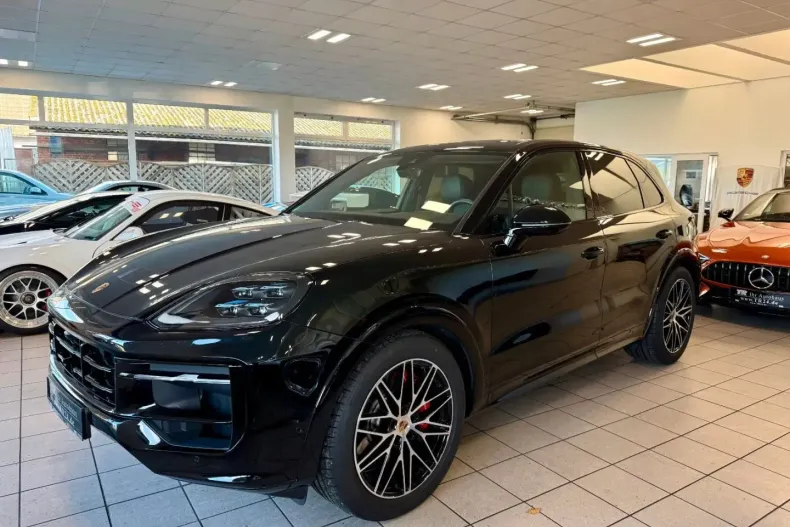 Porsche Cayenne din 2025 cu 5.850 km - oferta POR182321 - foto 1