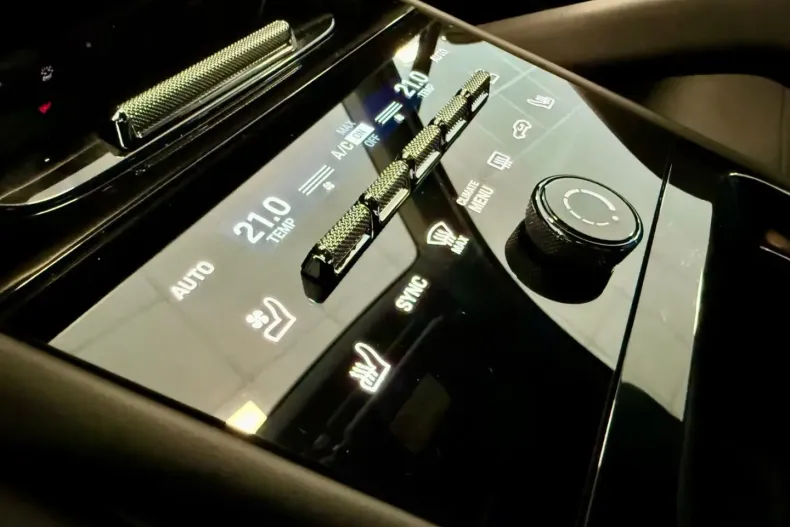 Porsche Cayenne din 2025 cu 5.850 km - oferta POR182321 - foto 17