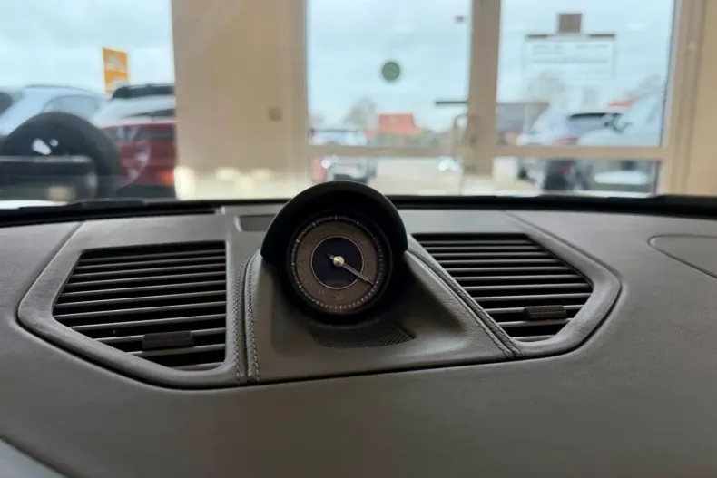 Porsche 992 din 2023 cu 5.494 km - oferta POR182323 - foto 22