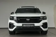 Volkswagen Touareg din 2023 cu 69.640 km - oferta VOL182324 - foto 4