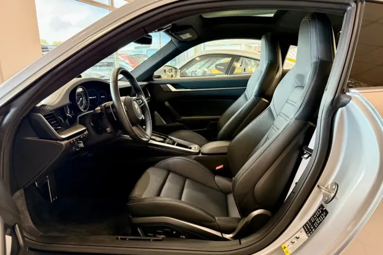 Porsche 992 din 2022 cu 11.992 km - oferta POR182325 - foto 10