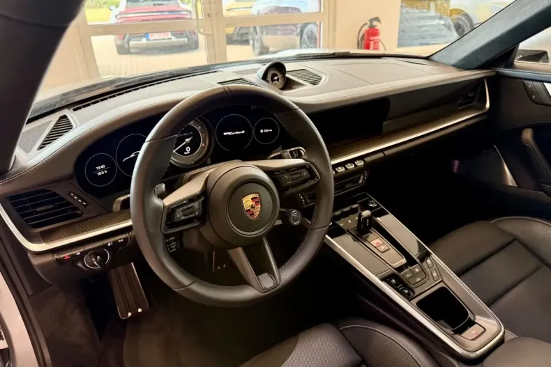 Porsche 992 din 2022 cu 11.992 km - oferta POR182325 - foto 14