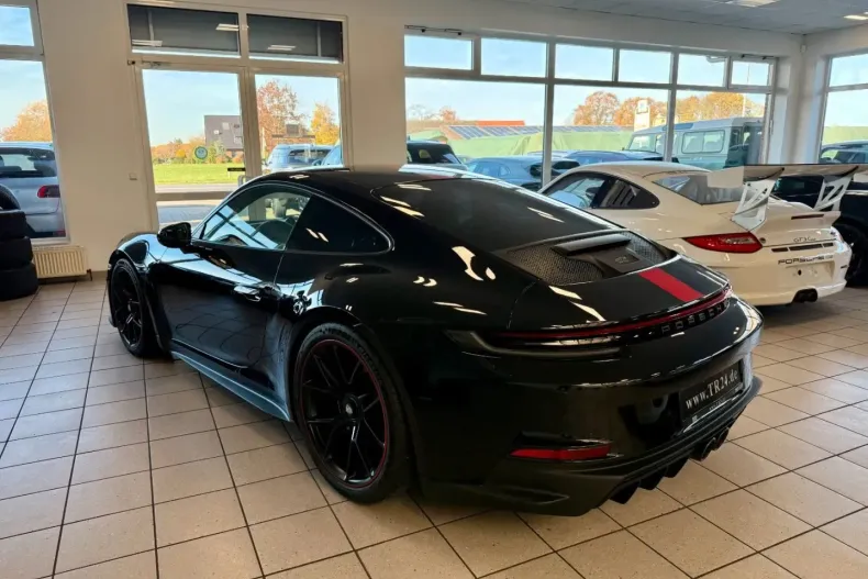 Porsche 992 din 2023 cu 6.992 km - oferta POR182326 - foto 3