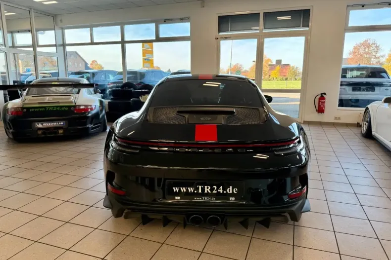 Porsche 992 din 2023 cu 6.992 km - oferta POR182326 - foto 4