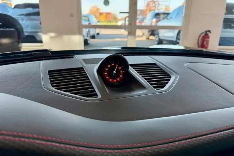 Porsche 992 din 2023 cu 6.992 km - oferta POR182326 - foto 20