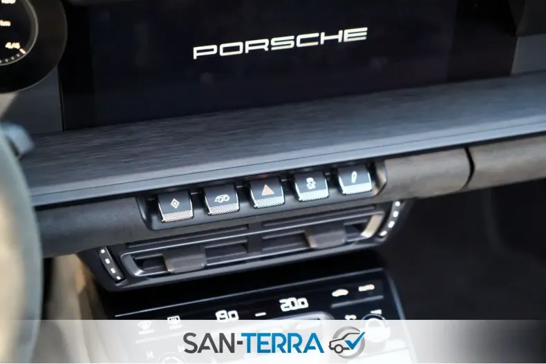 Porsche 992 din 2022 cu 38.850 km - oferta POR182330 - foto 31