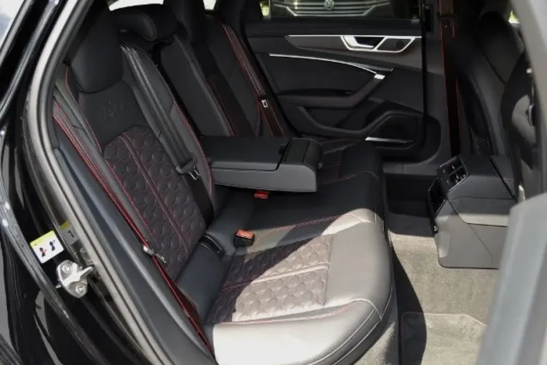 Audi RS6 din 2022 cu 34.750 km - oferta AUD182332 - foto 7