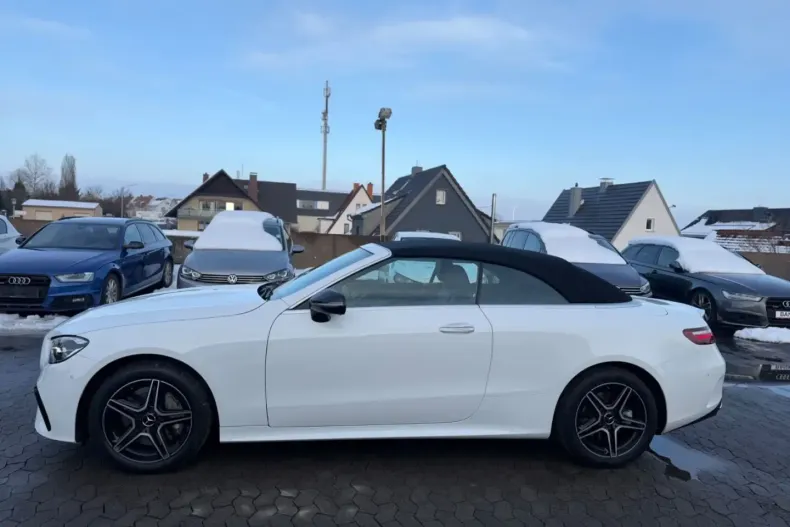 Mercedes-Benz E 400 (Clasa E) din 2022 cu 37.800 km - oferta MER182341 - foto 3