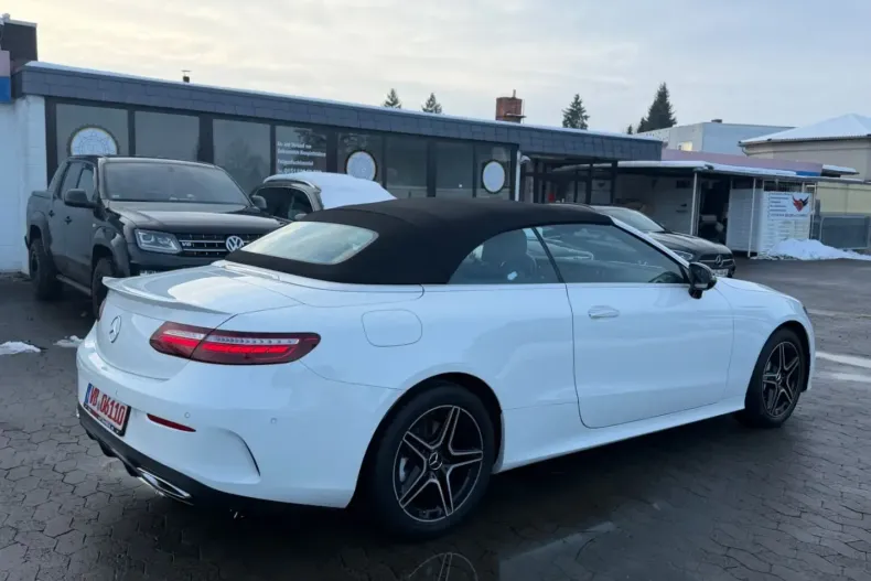 Mercedes-Benz E 400 (Clasa E) din 2022 cu 37.800 km - oferta MER182341 - foto 6