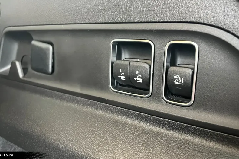 Mercedes-Benz GLE 63 AMG (Clasa GLE) din 2024 cu 18.095 km - oferta MER182342 - foto 27