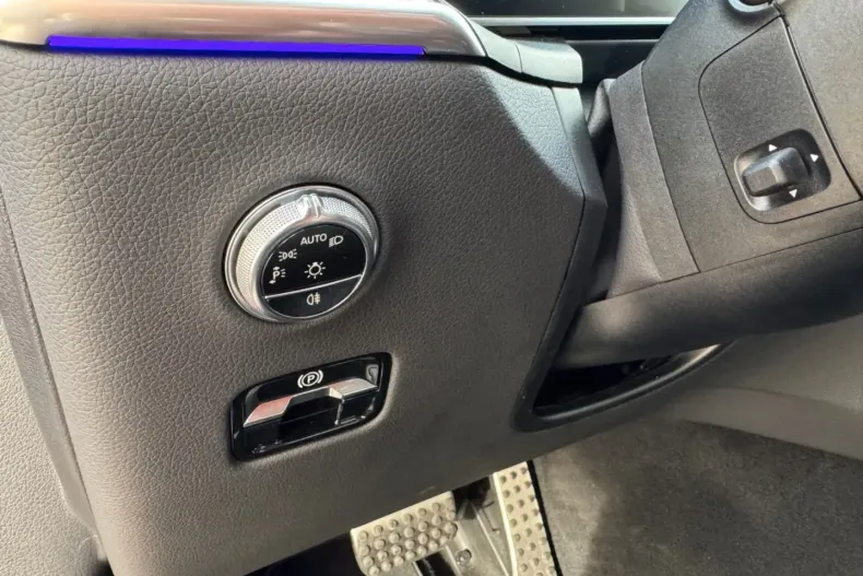 Mercedes-Benz GLC 63 AMG (Clasa GLC) din 2023 cu 11.430 km - oferta MER182345 - foto 14