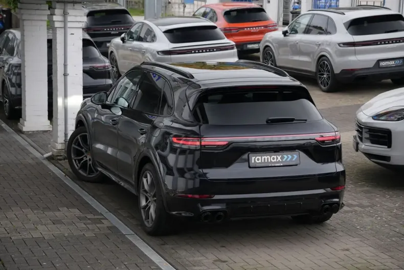 Porsche Cayenne din 2021 cu 68.000 km - oferta POR182346 - foto 8