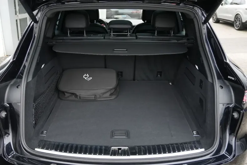 Porsche Cayenne din 2021 cu 68.000 km - oferta POR182346 - foto 48