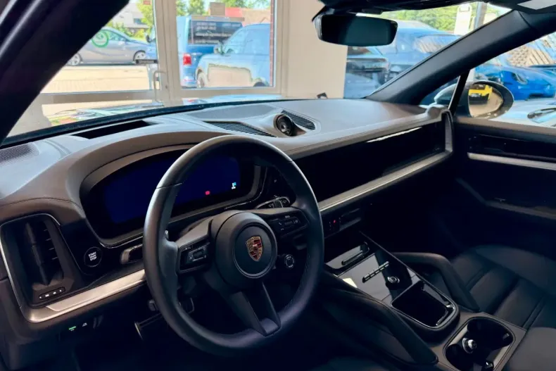 Porsche Cayenne din 2024 cu 3.997 km - oferta POR182348 - foto 15