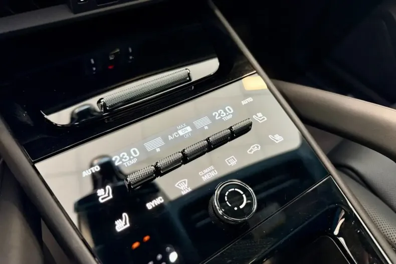 Porsche Cayenne din 2024 cu 3.997 km - oferta POR182348 - foto 18