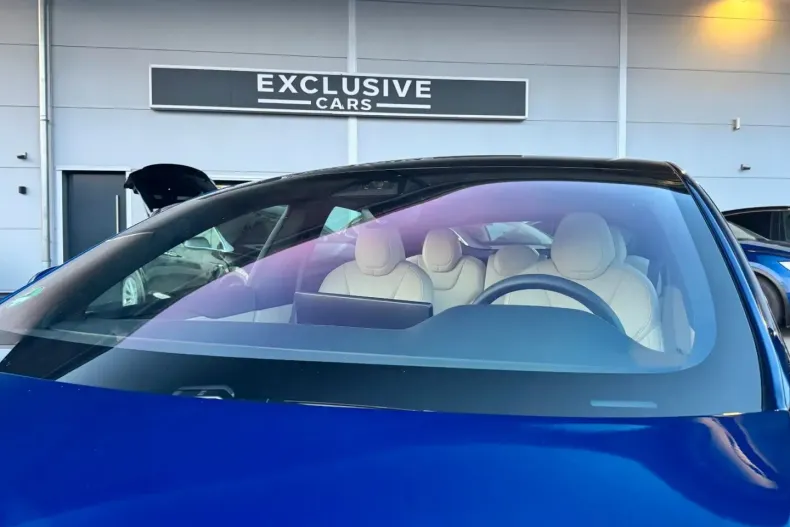 Tesla Model S din 2023 cu 4.888 km - oferta TES182349 - foto 4