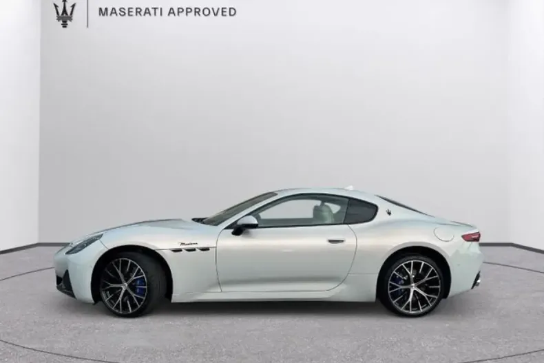 Maserati Granturismo din 2023 cu 22.900 km - oferta MAS182350 - foto 2